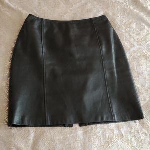 Petite Sophisticate leather black mini skirt 8